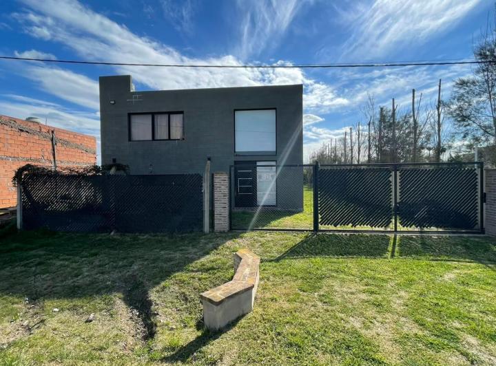 Casa · 81m²