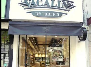 Local comercial , Villa del Parque · 300 m² en Pleno Centro Comercial Distribuido en 2 Plantas