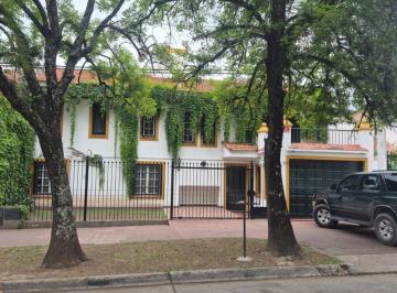 Casa de 9 ambientes, Salta · Venta Hermosa Casa en Tres Cerritos