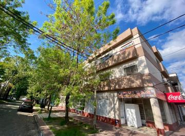 Departamento · 50m² · 3 Ambientes · Departamento en Banfield Este