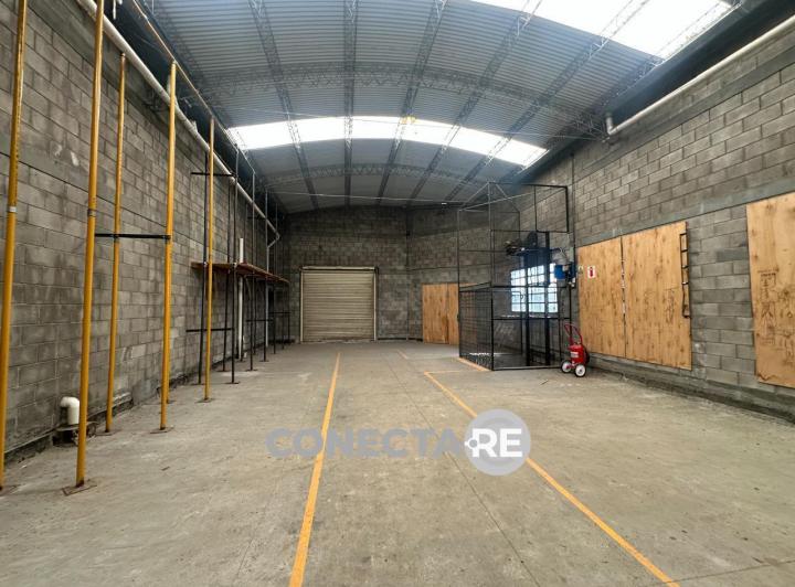 Depósito · 1200m²