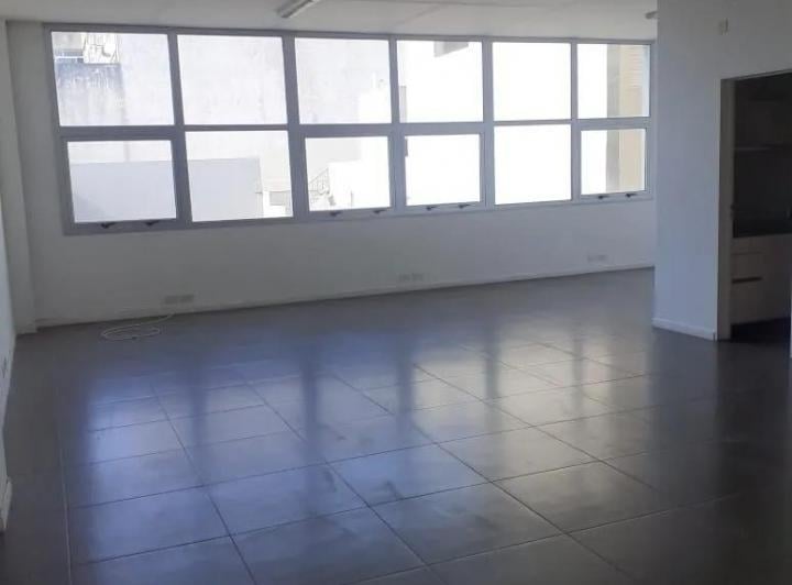 Oficina comercial · 70m²