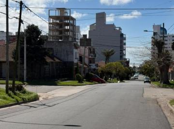 Departamento · 45m² · 3 Ambientes · 1 Cochera · Departamento 3 Ambientes - Punta Mogotes - Alquiler 24 Meses - Mar del Plata