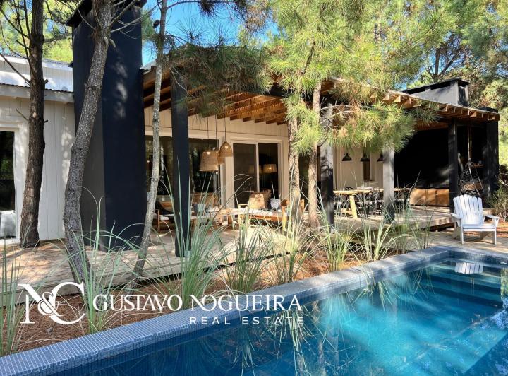 Casa · 240m² · 6 Ambientes