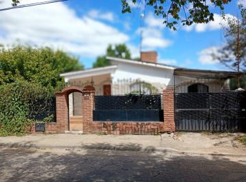 Casa de 10 ambientes, Villa Carlos Paz · Oportunidad B Miguel Muñoz Casa 3 Dorm. + 2 Dptos + Galpon