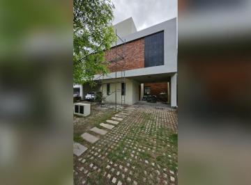 PH · 168m² · 4 Ambientes · Venta Duplex en Claros del Bosque