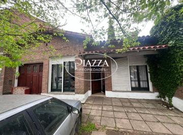 Casa · 139m² · 4 Ambientes · Casa de 3 Dormis en Tolosa
