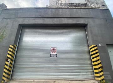 Depósito · 350m² · 2 Ambientes · Alquiler de Gran Galpón o Depósito con Oficina en Morón, Cercanía Perfecta Al Acceso Oeste