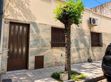 Casa · 93m² · 5 Ambientes · Casa en Monte Castro