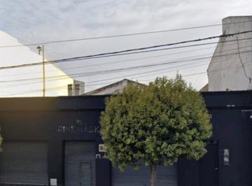 Local comercial · 268m² · Local Av Juan B Justo