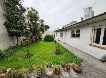 PH · 50m² · 2 Dormitorios · Alquiler X 24 Meses PH 3 Amb. con Parque en San Juan 146