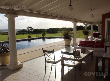 Casa · 570m² · 9 Ambientes · 4 Cocheras · Venta de Casa a m del Mar con Excelente Vista - Punta Ballena