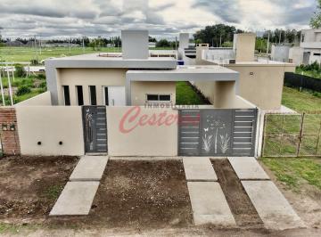 Casa · 70m² · 4 Ambientes · 2 Cocheras · Casa a Estrenar 2 Dorm. con Suite y Vestidor — Petión Chico, Cañuelas (Financiación Directa)