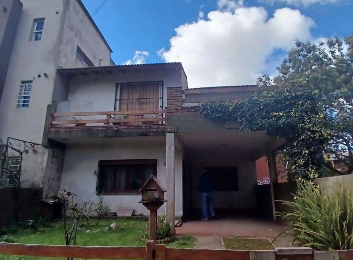 Casa · 71m² · 3 Ambientes · 1 Cochera