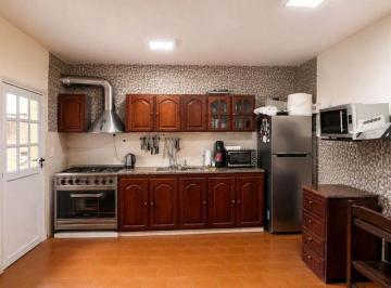 PH de 4 ambientes, Avellaneda · Departamento Tipo Duplex de Cuatro Ambientes con Patio y Cochera en Venta. Wilde