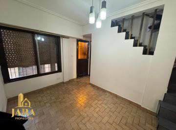 PH · 32m² · 3 Ambientes · 1 Cochera · PH en Villa Dominico