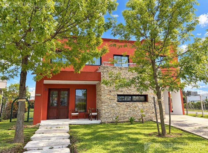 Casa · 198m² · 5 Ambientes