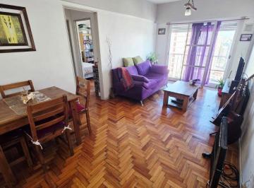 Departamento de 3 ambientes, Caballito · 3 Ambientes Piso Alto Calasanz y Rosario - U$110.000.