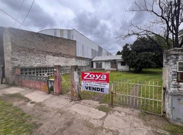 Terreno , Merlo · Terreno Comercial con 2 Viviendas y Mucho Potencial