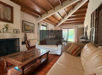 Casa de 7 ambientes, Ciudad de Mendoza · Casa en Venta en Dalvian
