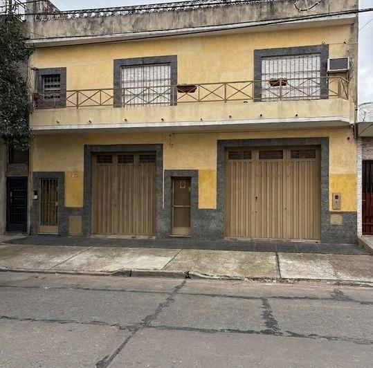 Casa · 275m² · 3 Ambientes