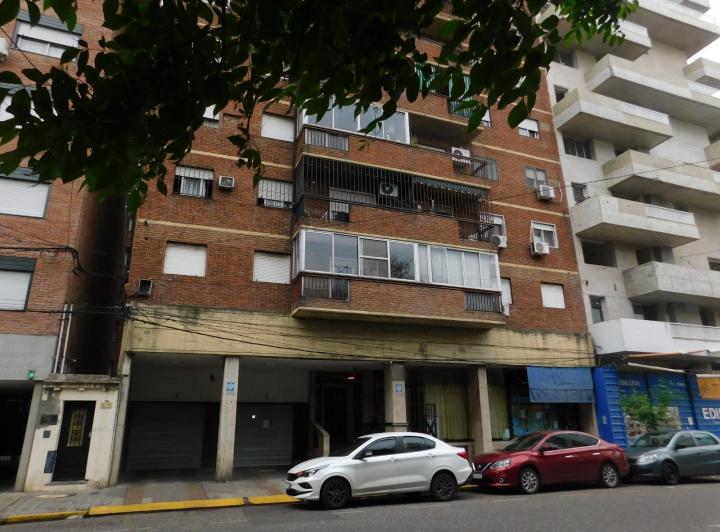 Departamento · 73m² · 4 Ambientes · 1 Cochera