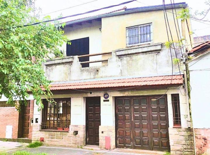 Casa · 123m² · 4 Ambientes · 1 Cochera