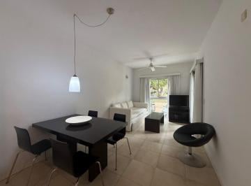 Departamento · 50m² · 2 Ambientes · 1 Cochera · Departamento Dos Ambientes a Una Cuadra del Mar en Carilo