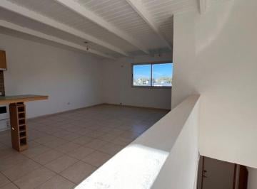Casa · 124m² · 3 Ambientes · 1 Cochera · Venta Amplio Duplex 2dor Cuesta Colorada Apto Créd
