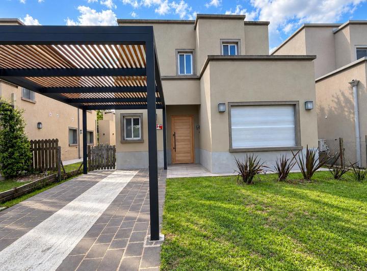 Casa · 120m² · 3 Ambientes · 1 Cochera
