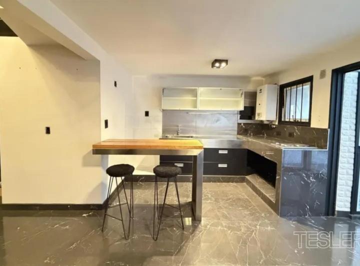 Departamento · 60m² · 2 Ambientes · 1 Cochera
