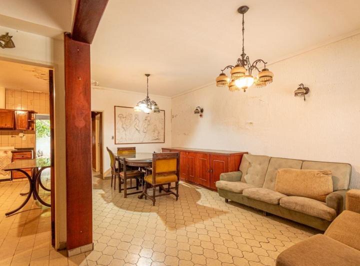 Casa · 155m² · 4 Ambientes · 1 Cochera