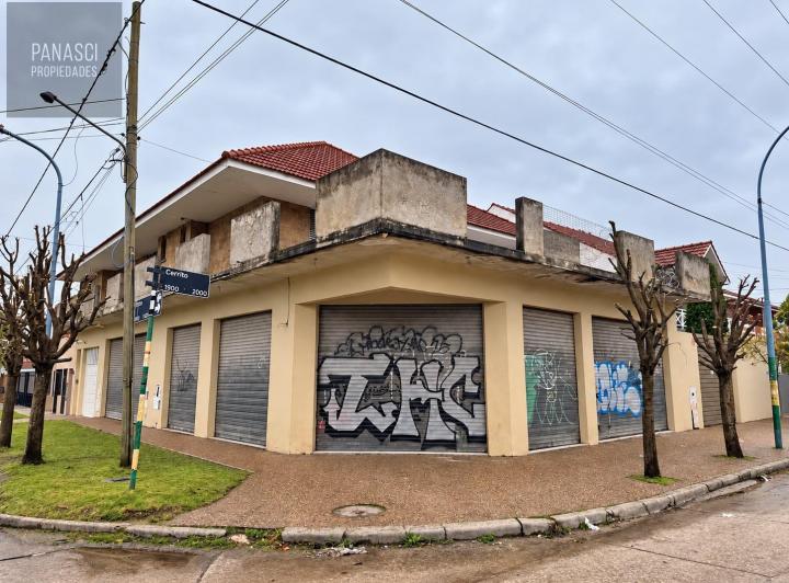 Casa · 286m² · 5 Ambientes · 2 Cocheras