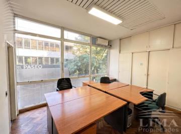 Oficina comercial · 50m² · 4 Ambientes · Oficina en Centro