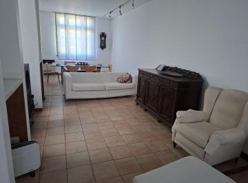Casa · 220m² · 5 Ambientes · 1 Cochera · Casa en Belgrano R