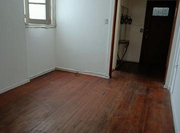 Departamento de 2 ambientes, San Cristobal · Amplio 2 Ambientes con Muy Bajas Expensas S/Av.