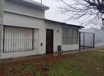Casa de 3 ambientes, Mar del Plata · Casa 3 Amb y Departamento 3 Amb de 190 m² con 2 Dorm. en Venta