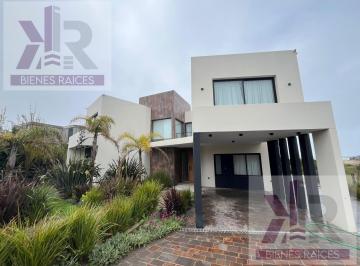 Casa · 650m² · 10 Ambientes · 4 Cocheras · Casa de Lujo en Venta | Marítimo II - Costa Esmeralda, Costa Atlántica