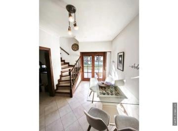 Casa de 5 ambientes, Tandil · Venta Casa Chalet 3 Dorm. Tandil