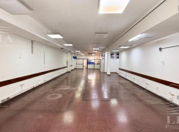 Local comercial · 550m² · Local en Centro