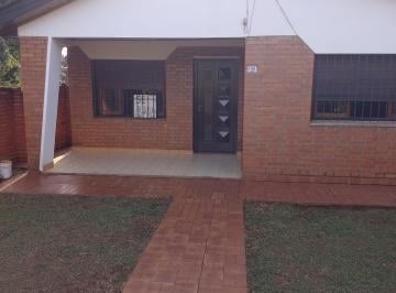 Casa de 5 ambientes, Gobernador Roca · Vendo o Permuto Casa en El Centro de Gobernador Roca