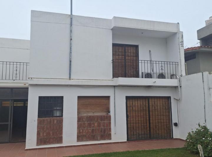 Casa · 185m² · 6 Ambientes