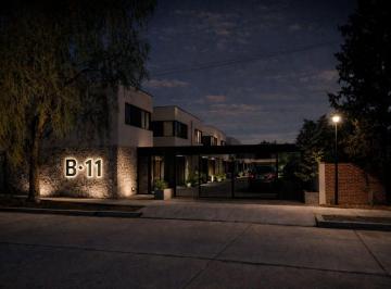 Departamento · 120m² · 4 Ambientes · 1 Cochera · Duplex en Venta Ciudad de Mendoza en Pozo