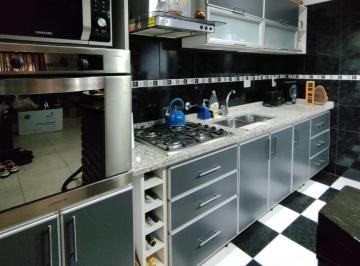 PH · 73m² · 3 Ambientes · PH Venta 3 Ambientes Lomas de Zamora Terraza