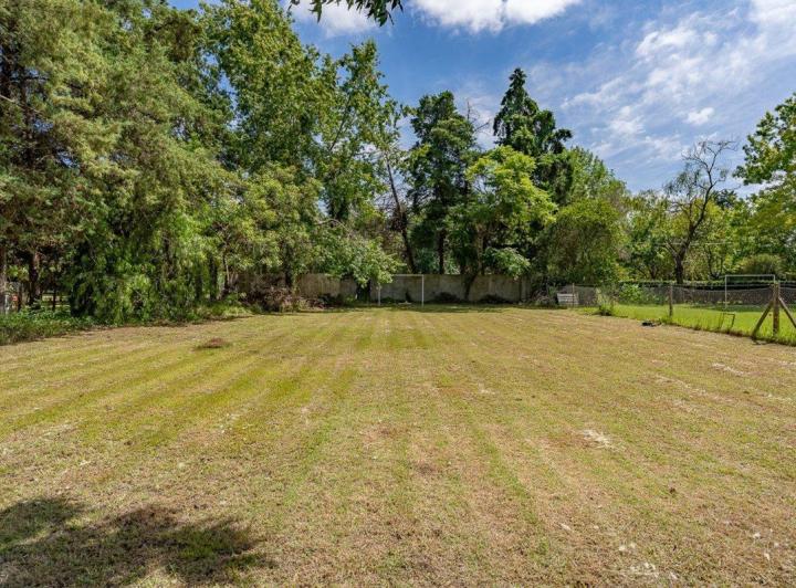 Terreno · 1182m²