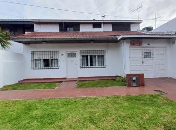 Foto 1 · Venta Casa 4 Ambientes con Garage en Villa Primera