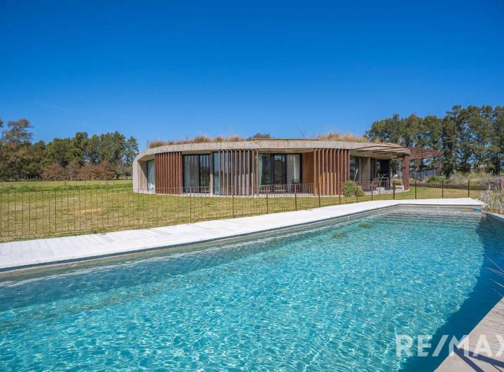 Casa · 165m² · 4 Ambientes