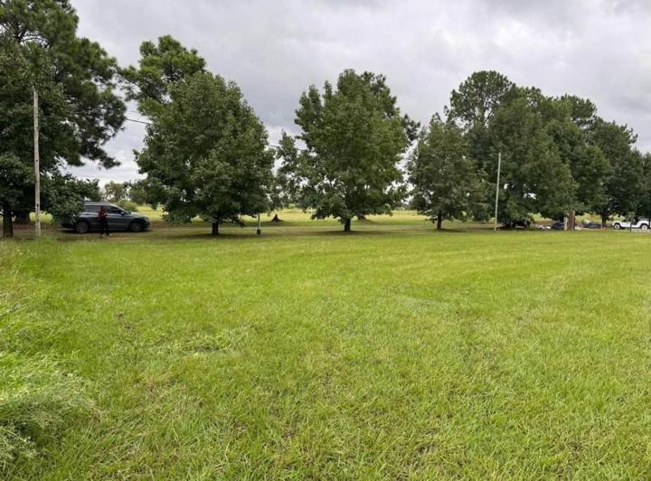 Terreno · 600m²