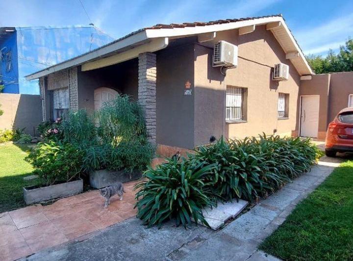 Casa · 67m² · 4 Ambientes · 1 Cochera
