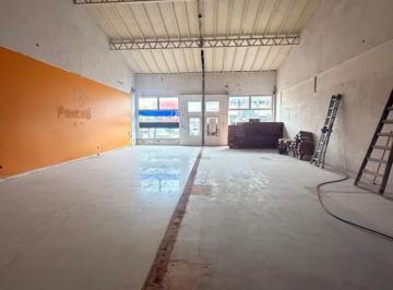 Local comercial · 200m² · Alquiler - Unicos Locales en Lo Mejor de Constitucion